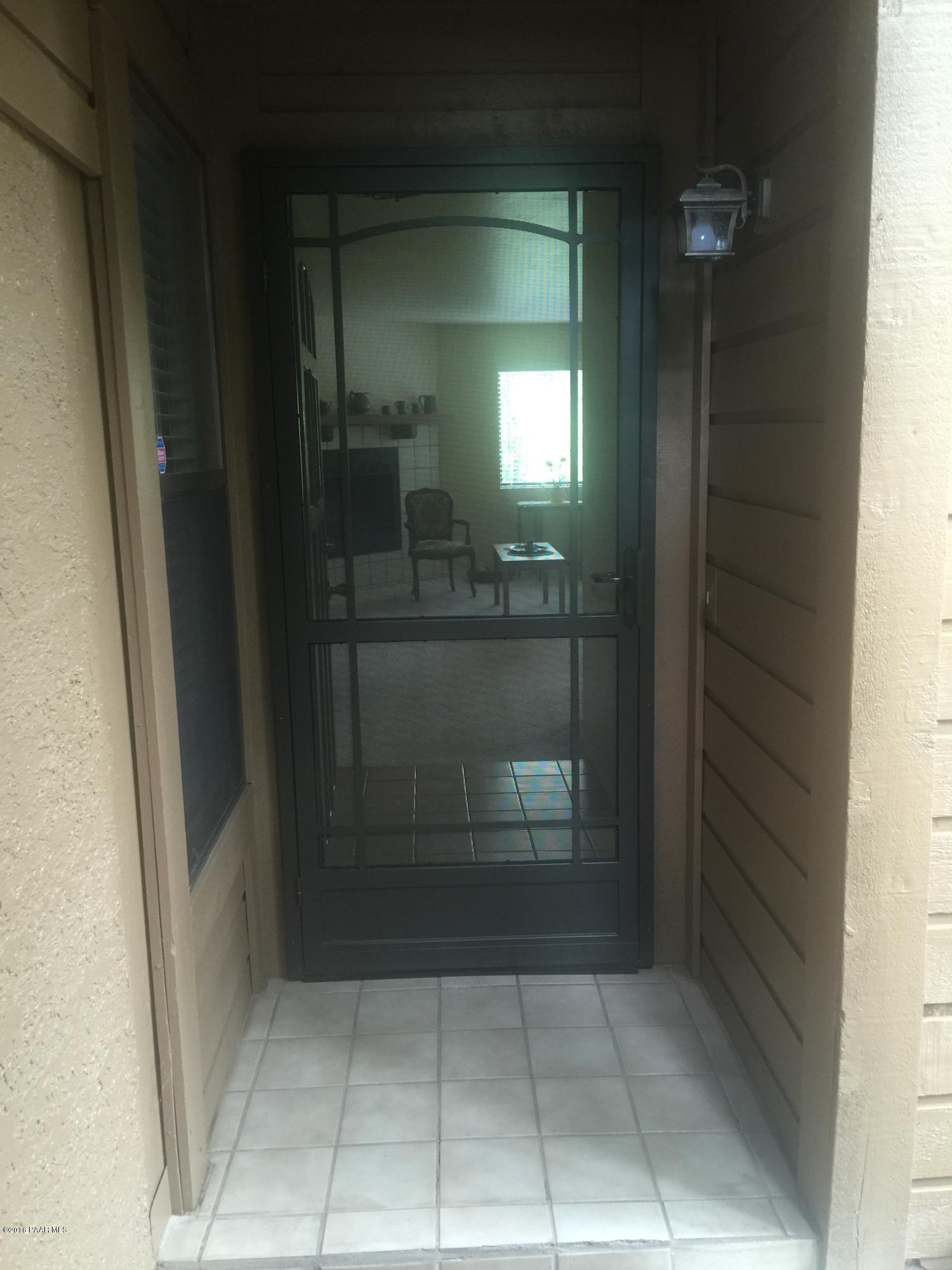 901 Old Stage Road, Unit 6D Prescott, AZ 86303 - Photo 11 of 33 New Security Screen Door