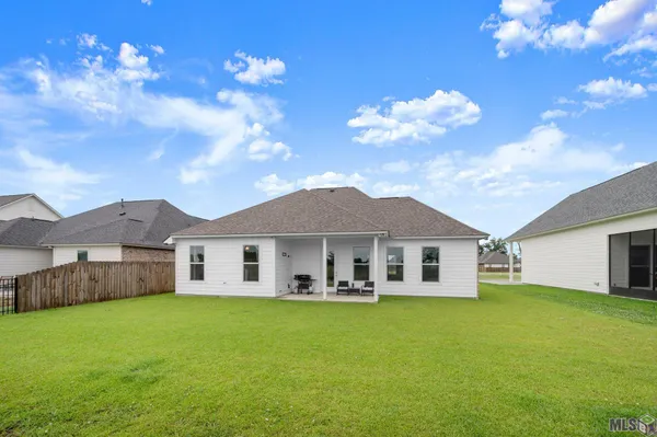$386,000 | 5207 White River Road, Darrow, LA 70725