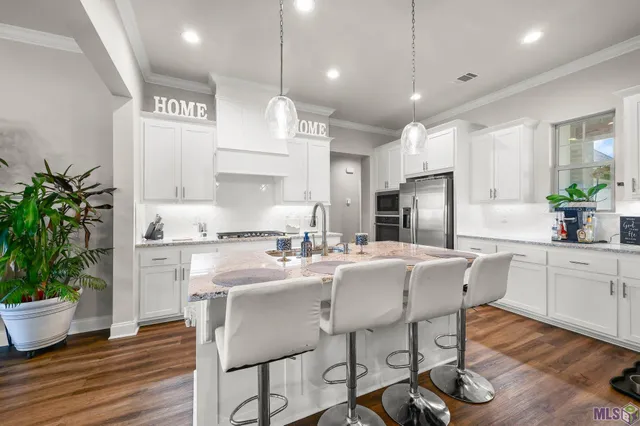 $386,000 | 5207 White River Road, Darrow, LA 70725