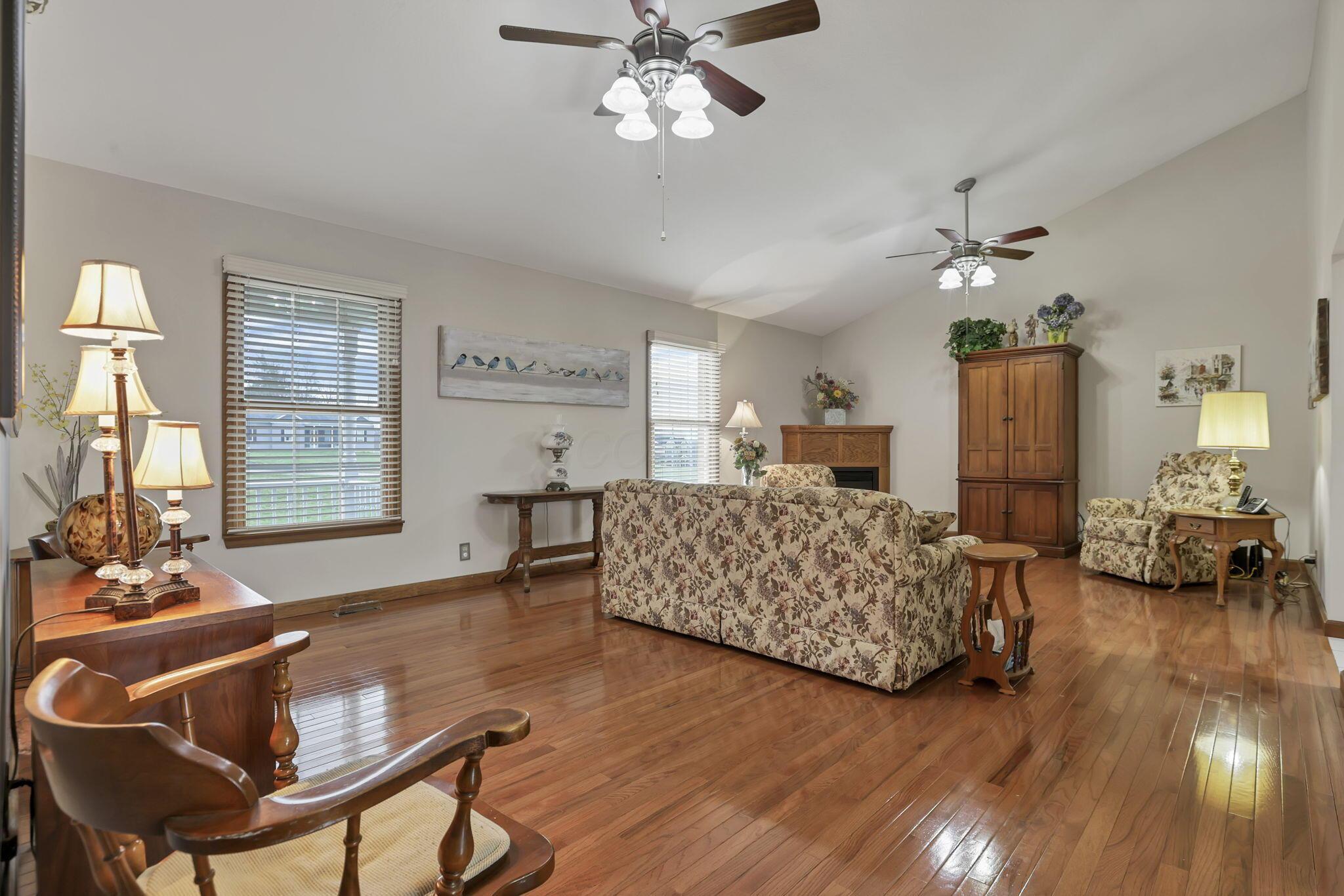345 Lake Road Northeast Lancaster, OH 43130 - Photo 12 of 74 12-web-or-mls-939A2301