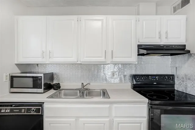 $84,900 | 2449 Forest Shadows Drive, St. Louis, MO 63136