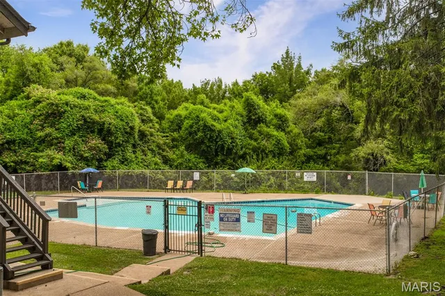 $84,900 | 2449 Forest Shadows Drive, St. Louis, MO 63136