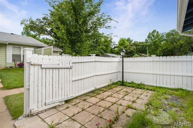 $84,900 | 2449 Forest Shadows Drive, St. Louis, MO 63136