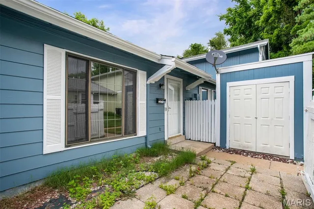 $84,900 | 2449 Forest Shadows Drive, St. Louis, MO 63136