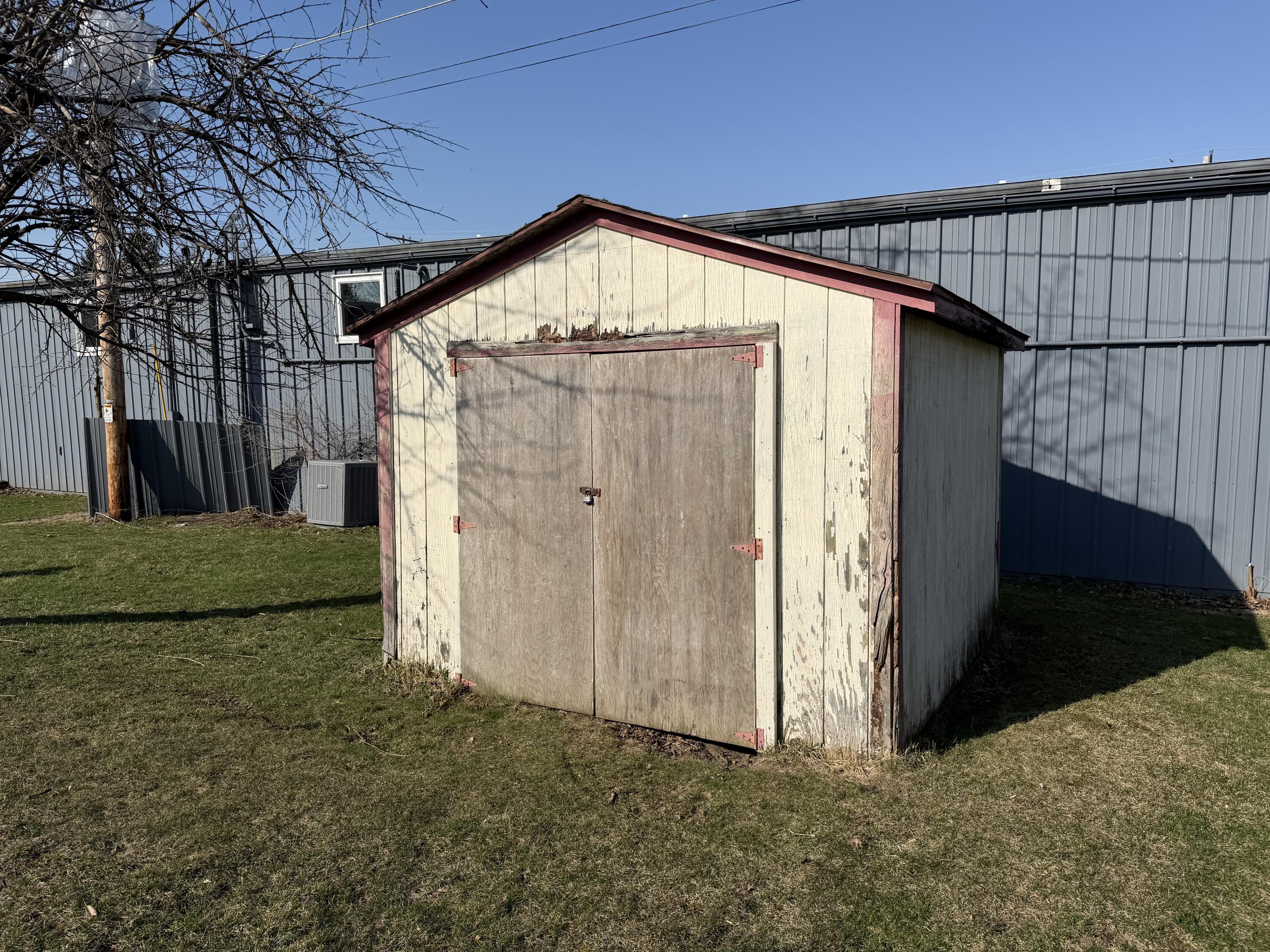 1624 State Street Union Grove, WI 53182 - Photo 15 of 16 Storage shed