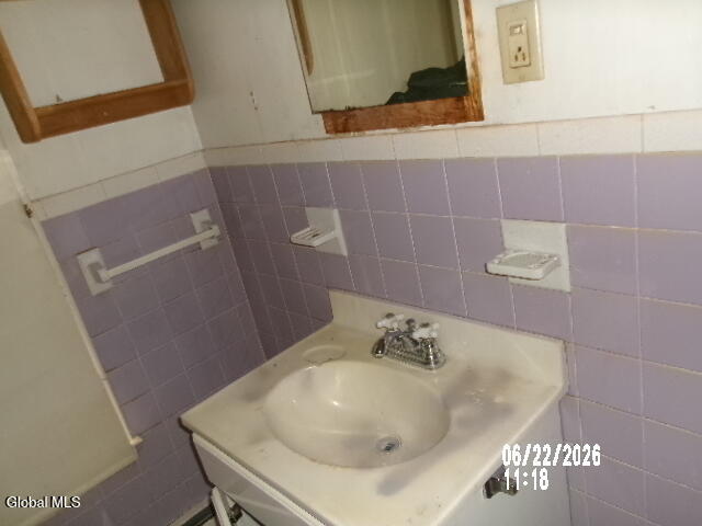 291 Eagle Bridge Road Hoosick, NY 12057 - Photo 16 of 32 753_2038