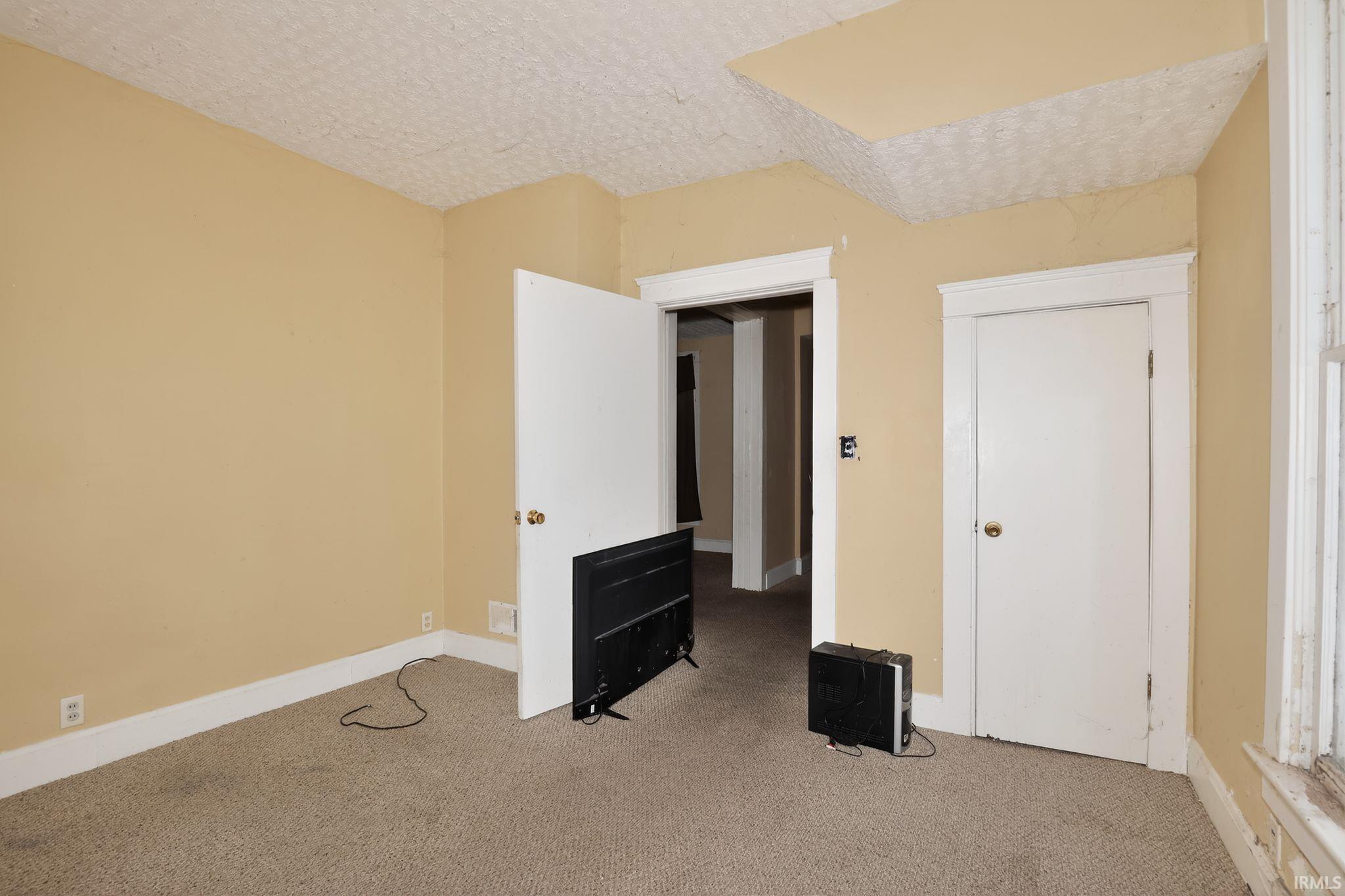 468 East 5th Street Peru, IN 46970 - Photo 5 of 16