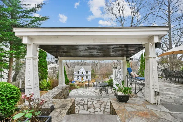 $899,000 | 35 Euclid Avenue, Ardsley, NY 10502