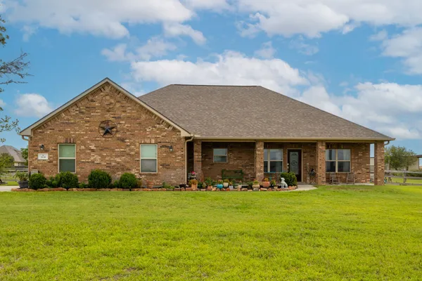 $525,000 | 5236 Hillboldt Road, Sealy, TX 77474
