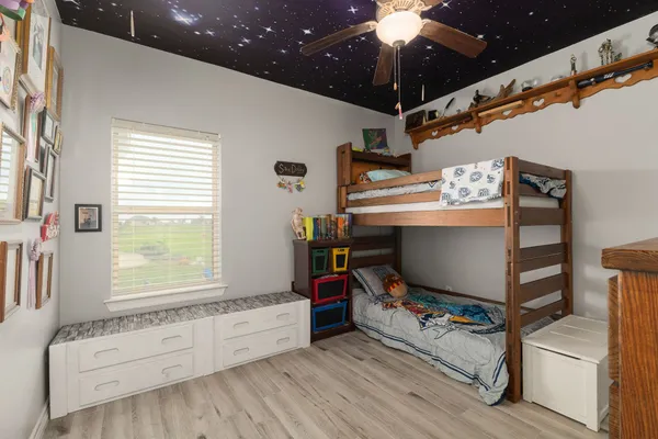 $525,000 | 5236 Hillboldt Road, Sealy, TX 77474