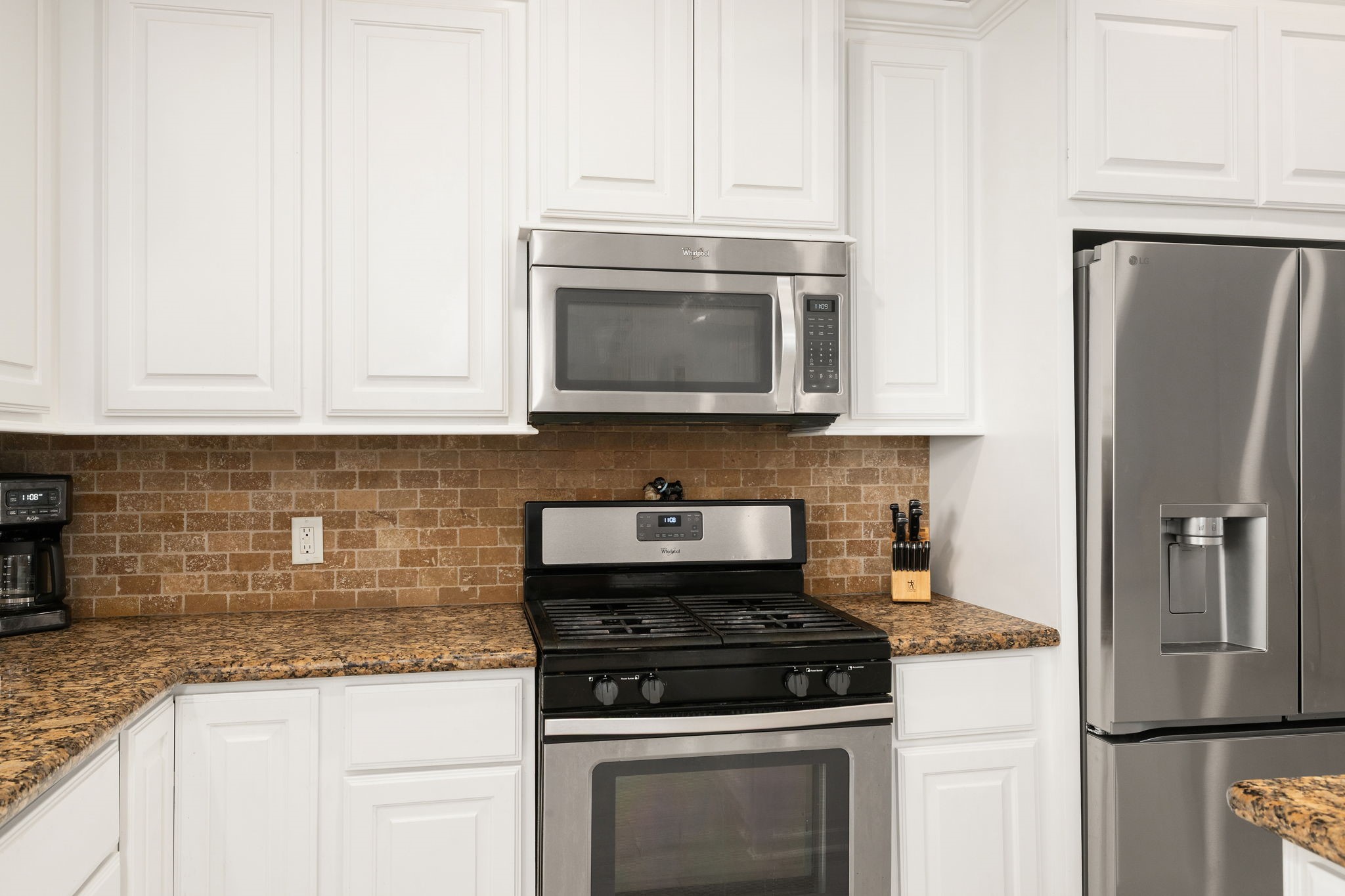 5236 Hillboldt Road Sealy, TX 77474 - Photo 7 of 41