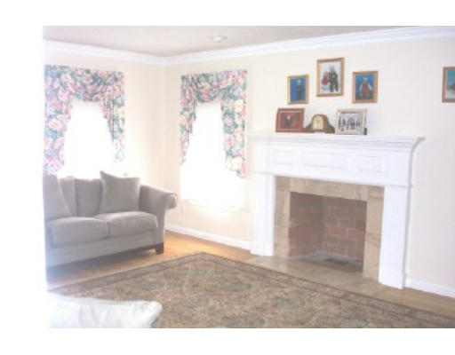 6 Centerbrook Way Upton, MA 01568 - Photo 8 of 8 Gallery Image 8