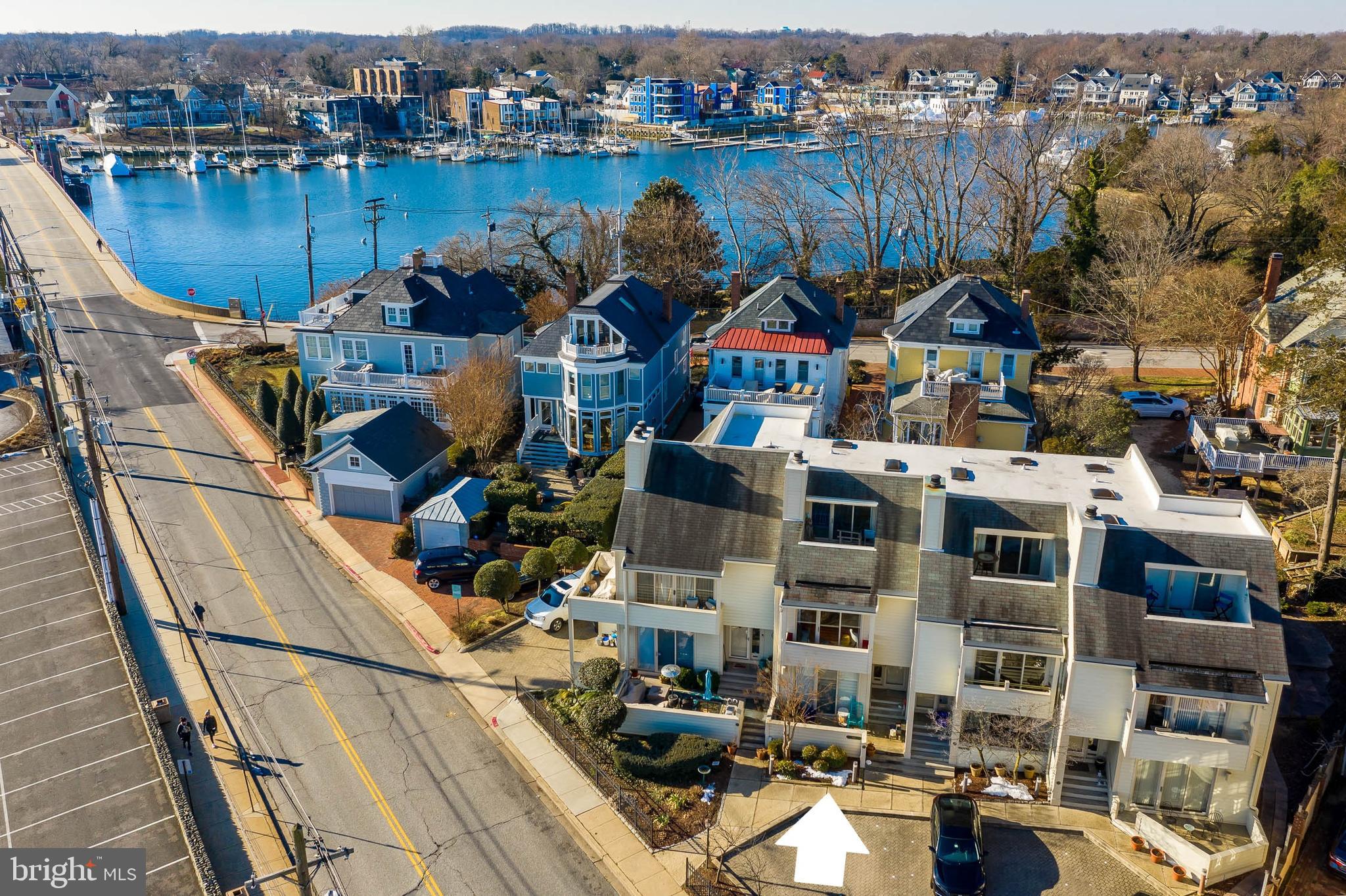 1 Compromise Street Annapolis, MD 21401 - Photo 2 of 39 3-level townhouse with 3 bdrms & 3 baths