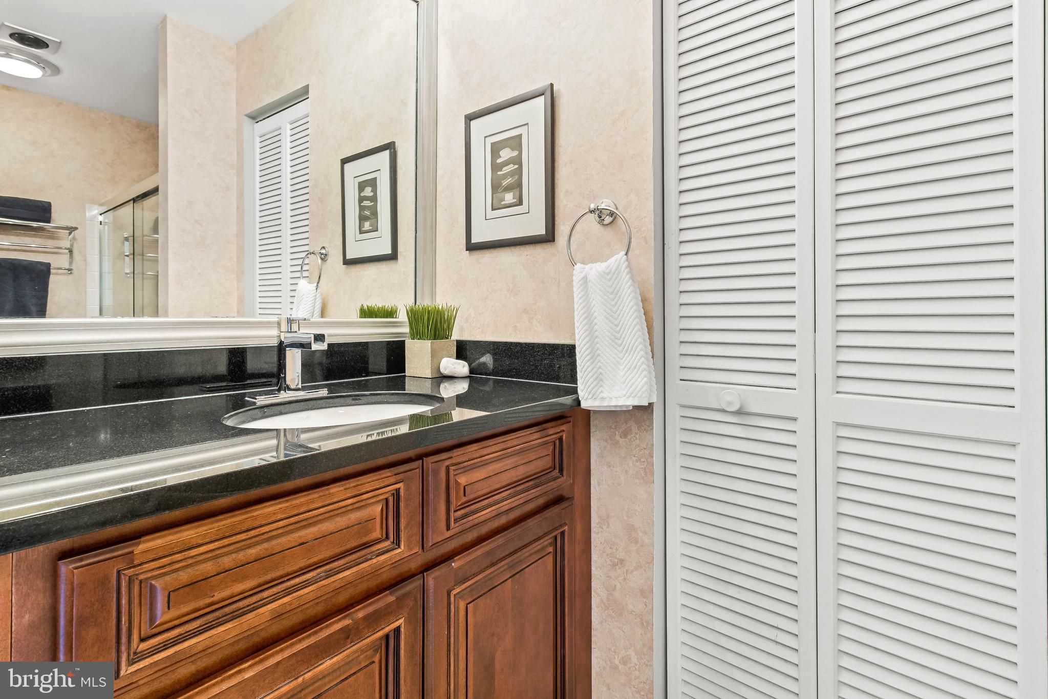 1 Compromise Street Annapolis, MD 21401 - Photo 24 of 39 Entry level full bathroom
