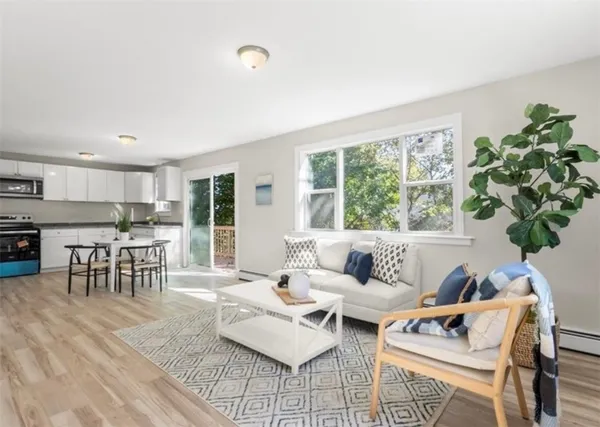 $2,100 | 80 Summit Street, Unit 1, Woonsocket, RI 02895