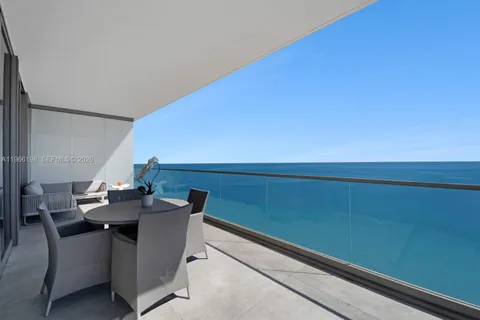 $3,650,000 | 2000 South Ocean Drive, Unit 25B, Hallandale Beach, FL 33009