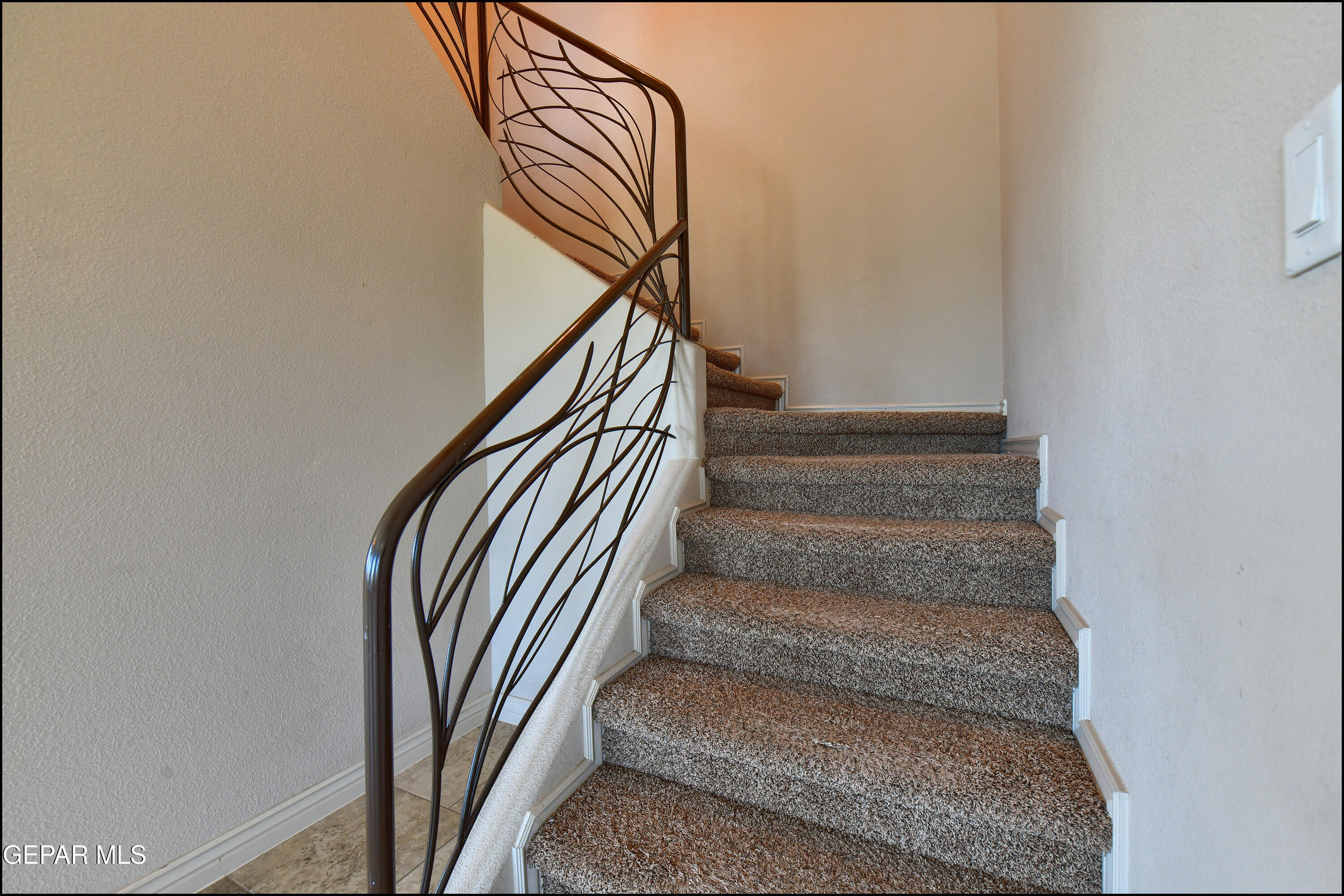 401 Ana Way, Unit B El Paso, TX 79912 - Photo 19 of 54 a view of entryway