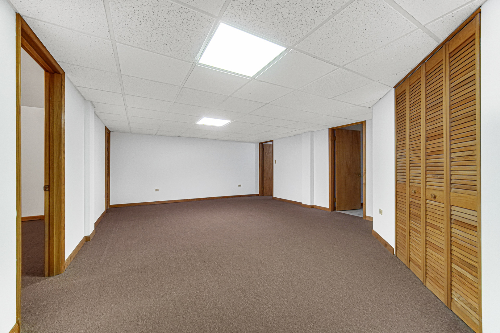 1908 Nelson Road New Lenox, IL 60451 - Photo 17 of 28 Gallery Image 17