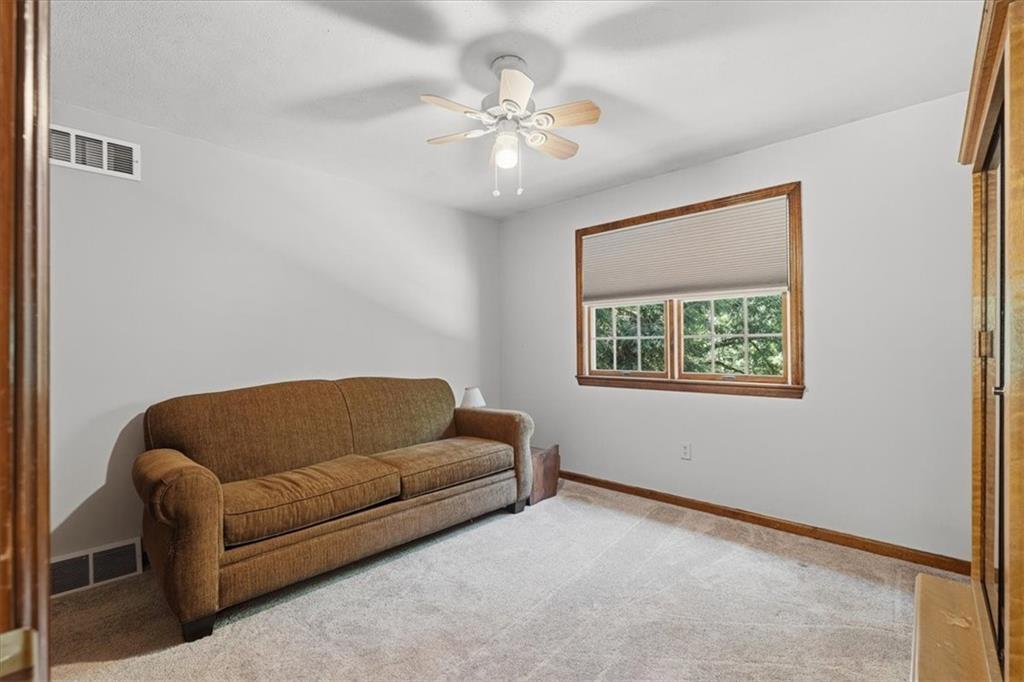 2448 Rihn Strasse Gibsonia, PA 15044 - Photo 34 of 44