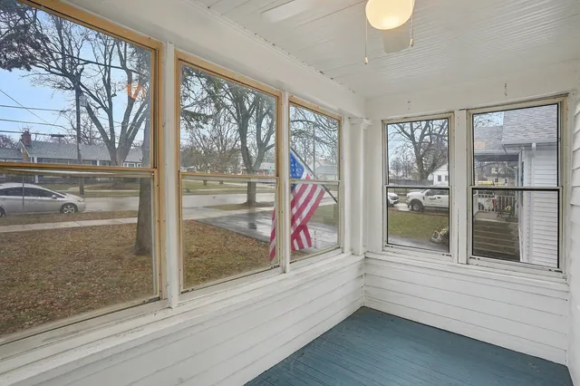 $249,900 | 143 East Division Street, Villa Park, IL 60181