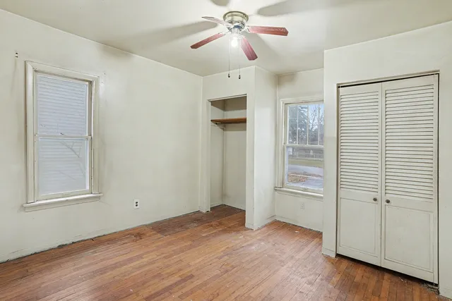 $249,900 | 143 East Division Street, Villa Park, IL 60181