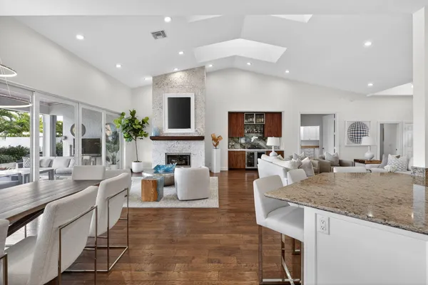 $5,900,000 | 167 Regatta Drive, Jupiter, FL 33477