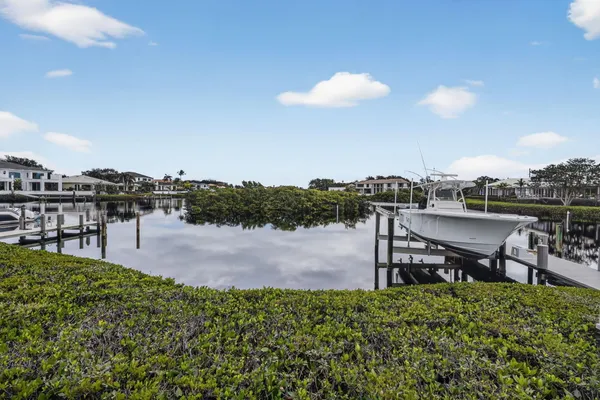 $5,900,000 | 167 Regatta Drive, Jupiter, FL 33477