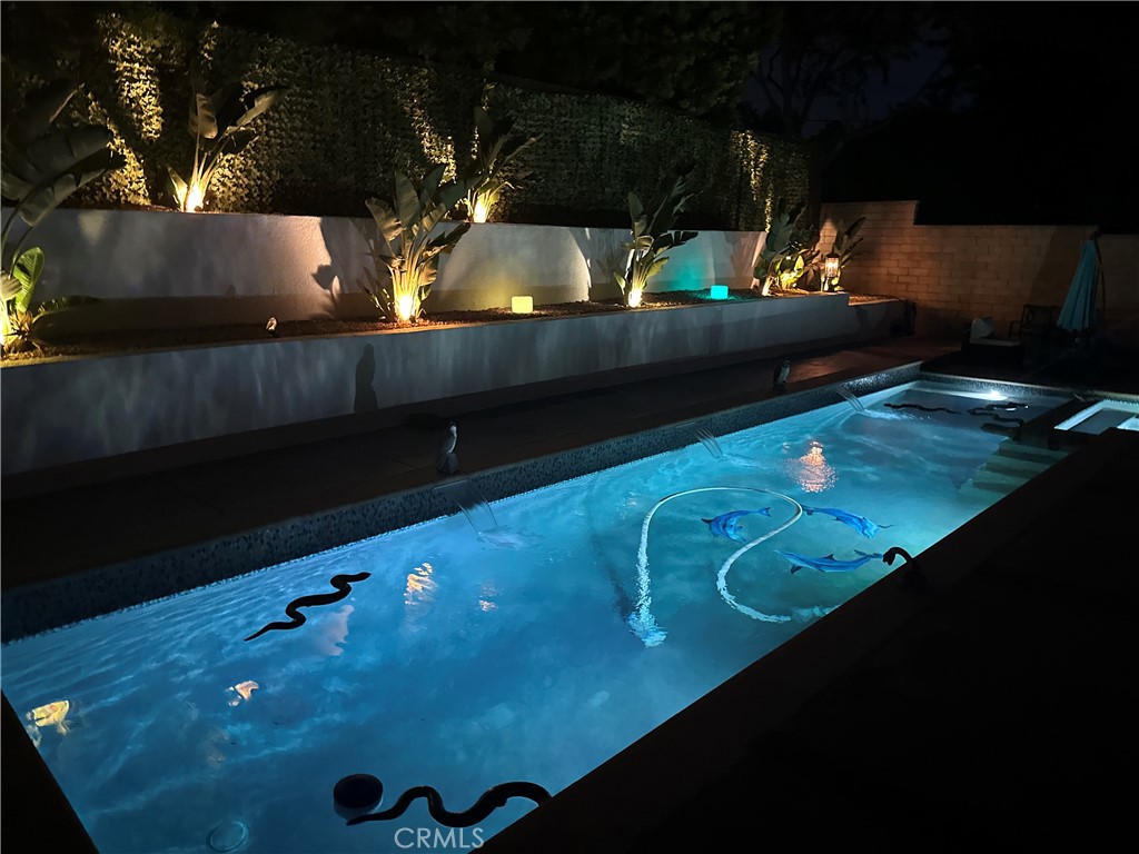 13191 Honeybee Street Moorpark, CA 93021 - Photo 7 of 27 view of an outdoor space