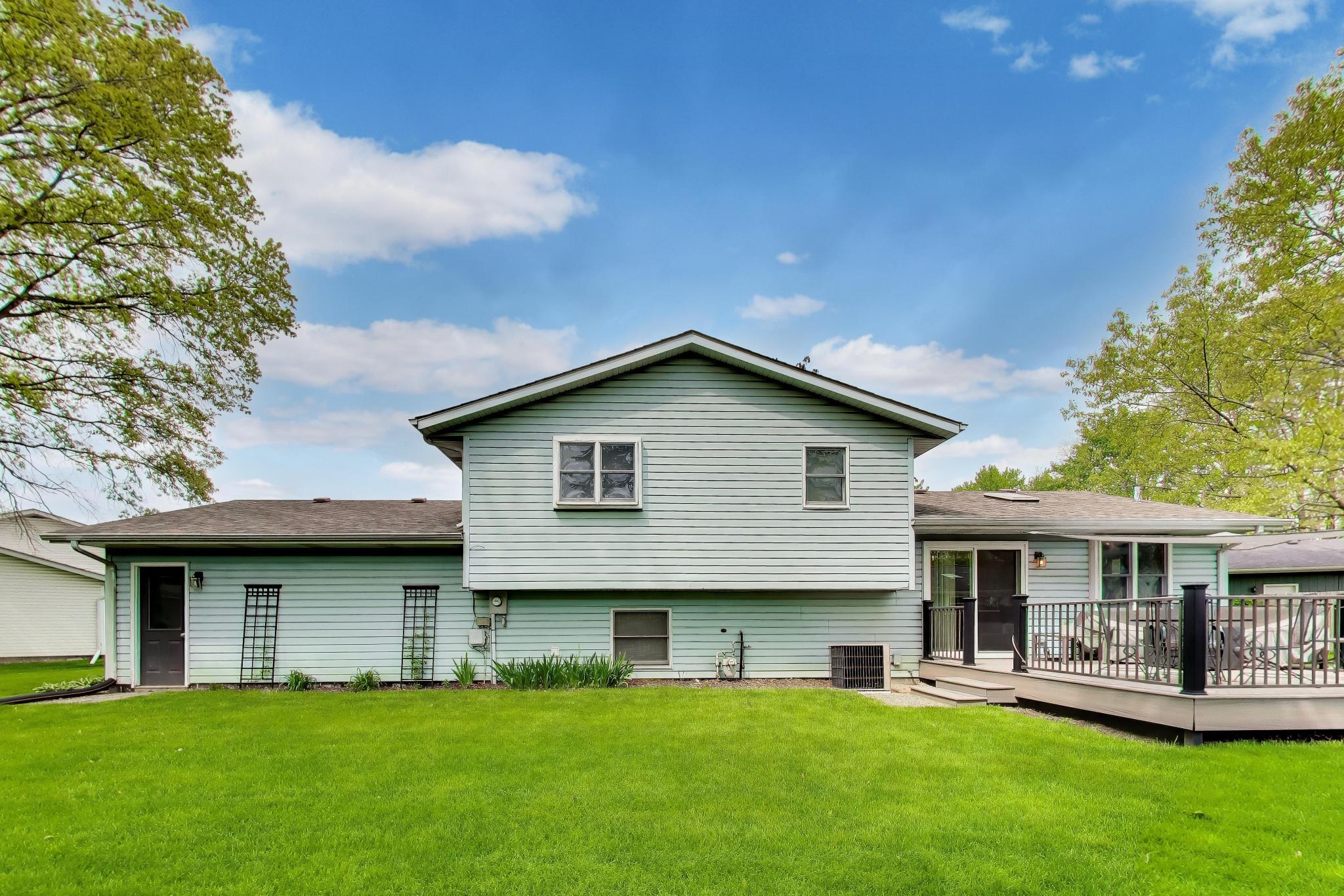 6615 Spruce Street Portage, IN 46368 - Photo 16 of 17 2048x1366