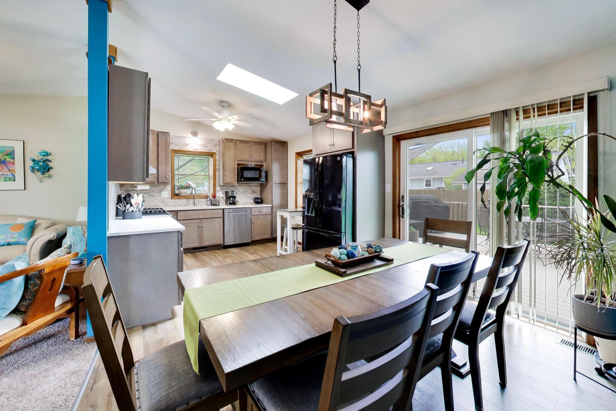 6615 Spruce Street Portage, IN 46368 - Photo 4 of 17 2048x1365