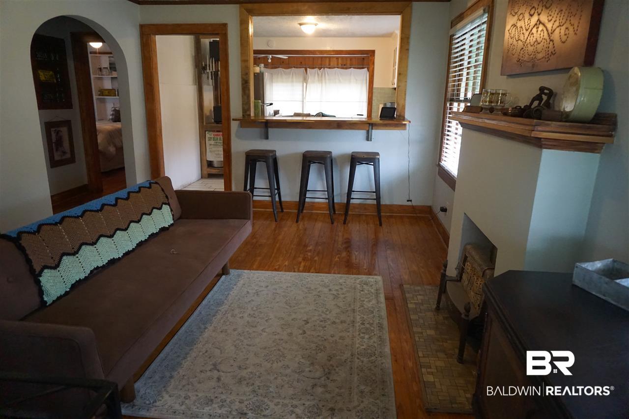 307 Weinacker Avenue Mobile, AL 36604 - Photo 16 of 26 Den