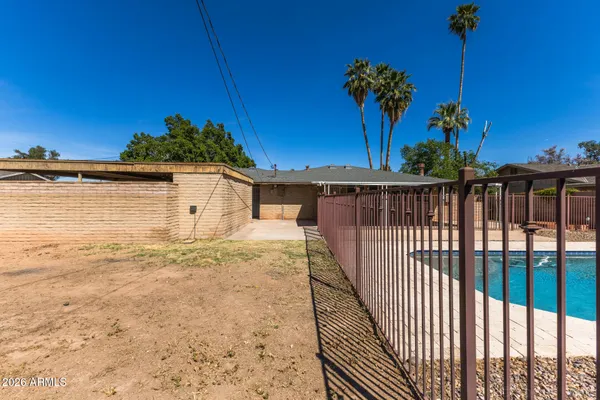 $669,000 | 223 East Concorda Drive, Tempe, AZ 85282
