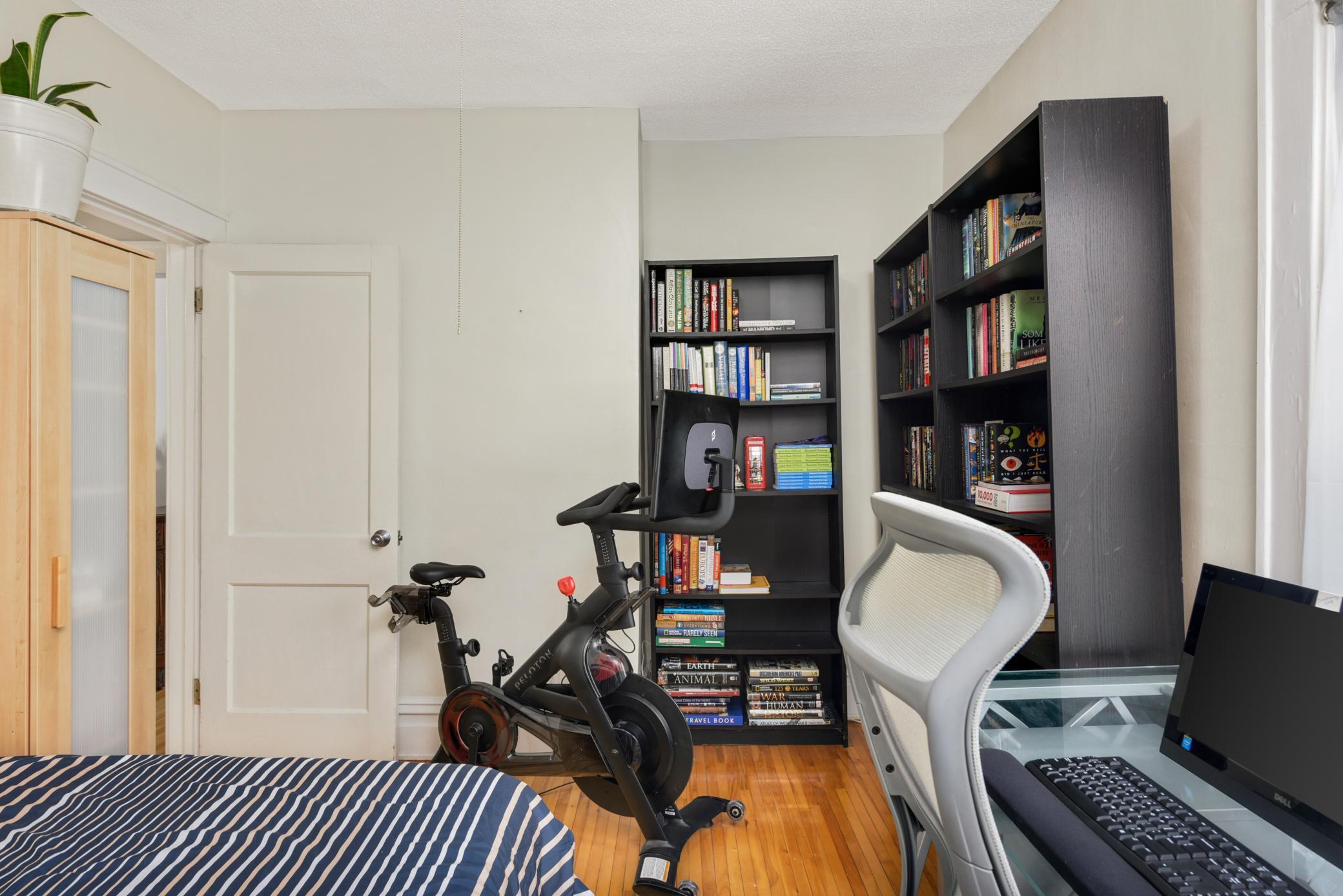 1828 Clinton Avenue, Unit 3 Minneapolis, MN 55404 - Photo 18 of 29