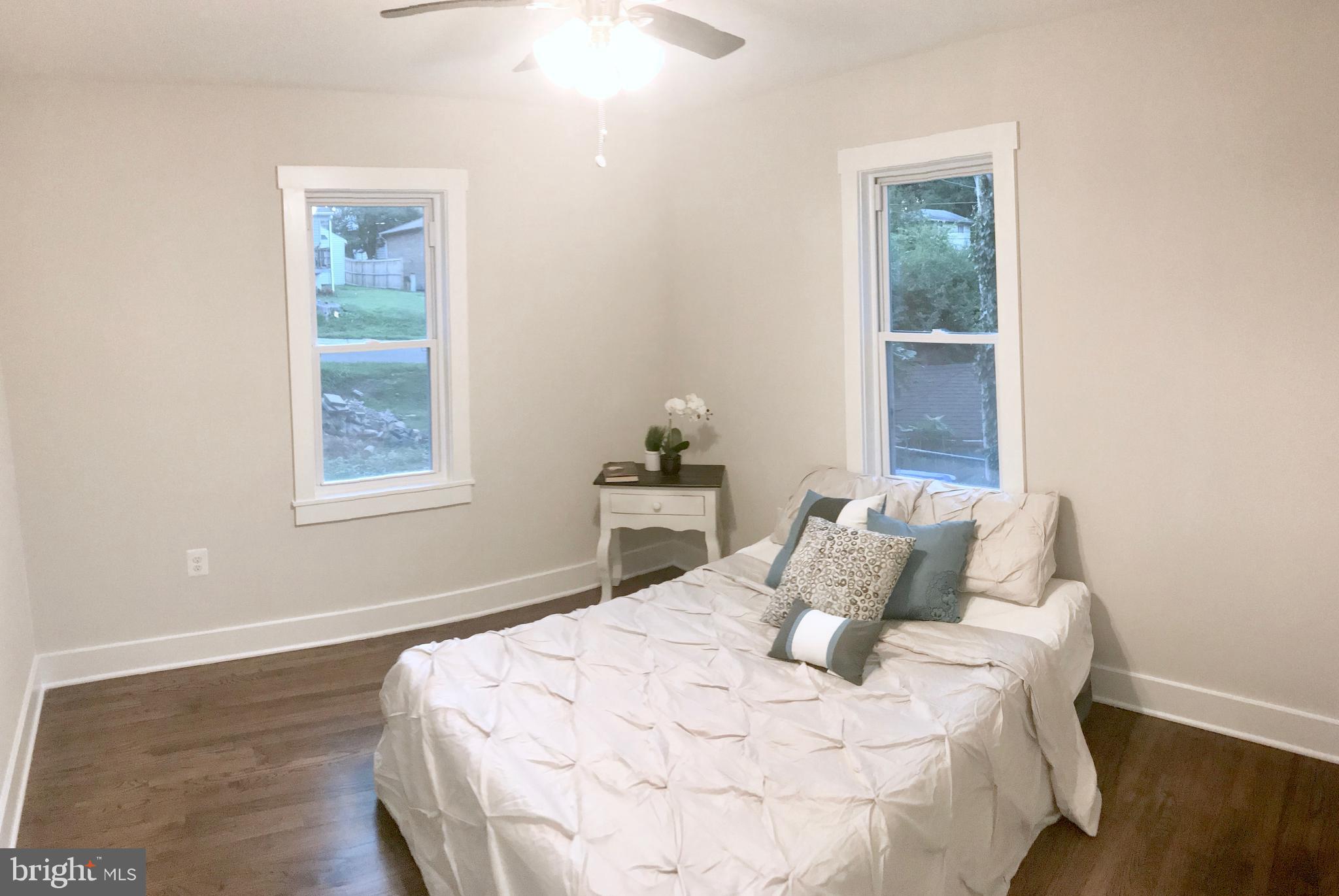 4202 Round Hill Road Silver Spring, MD 20906 - Photo 12 of 30 Main Level Bedroom 1