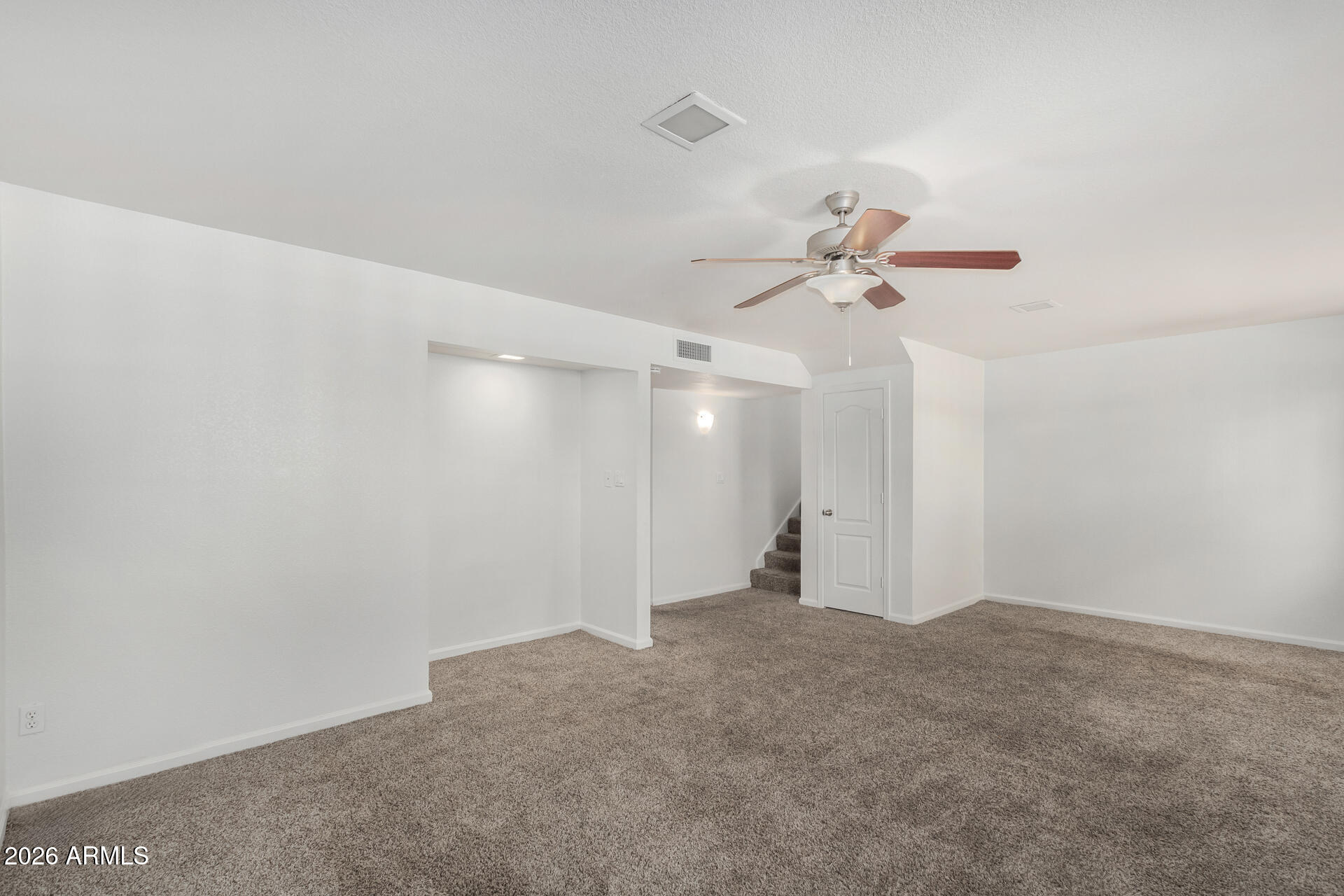 3418 South Oak Street Tempe, AZ 85282 - Photo 27 of 40 38 - Oak