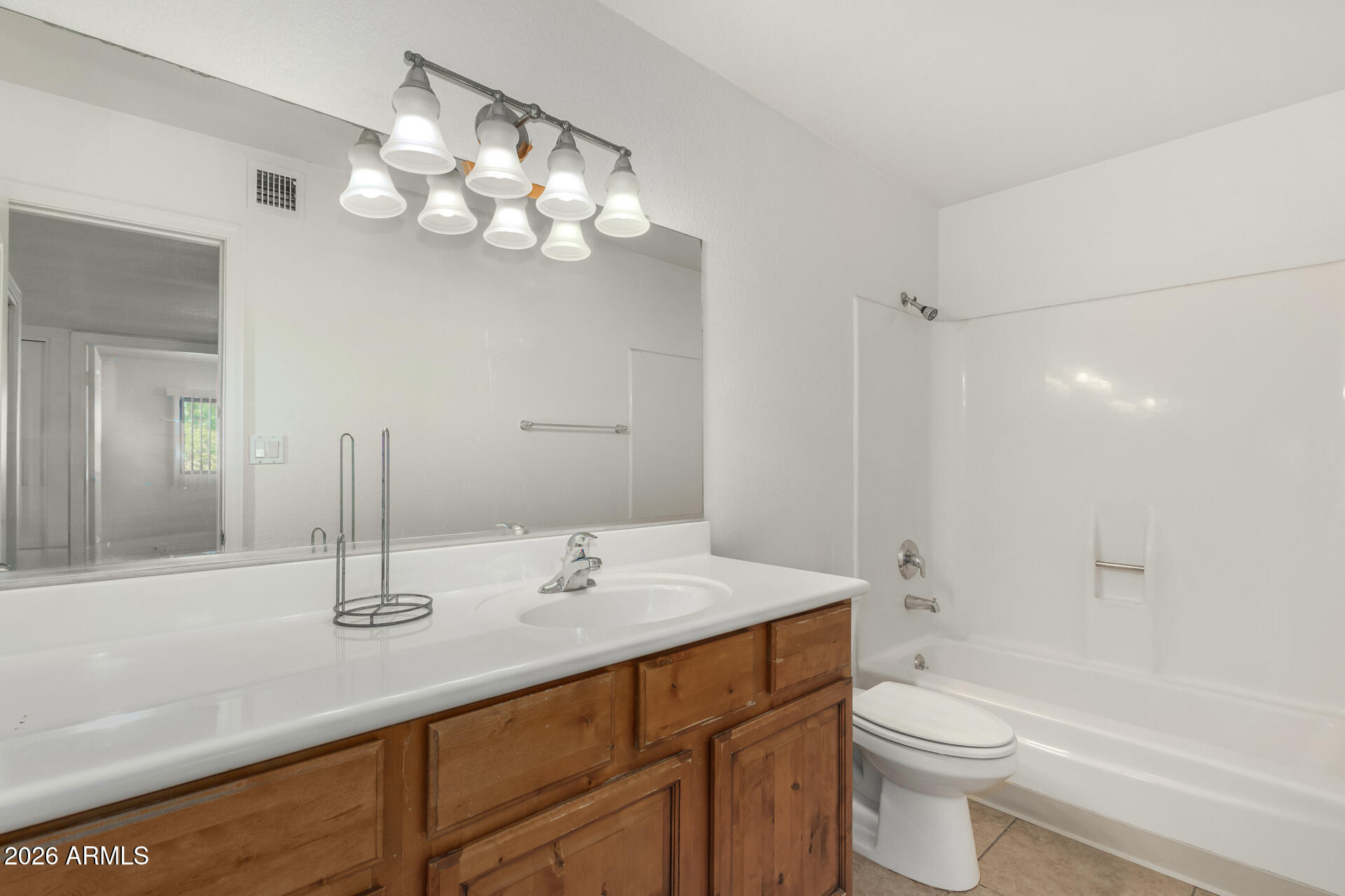 3418 South Oak Street Tempe, AZ 85282 - Photo 29 of 40 40 - Oak