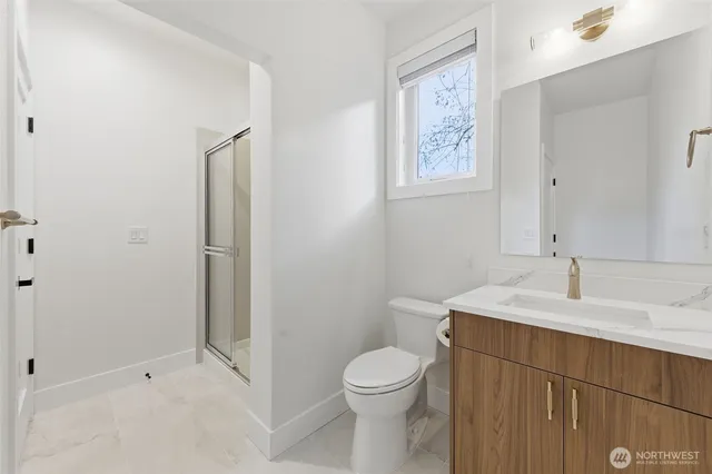 $2,270,000 | 11087 Southeast 62nd Place, Bellevue, WA 98006