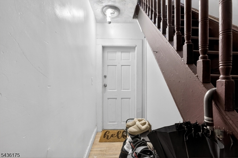 527 Valley Street, Unit 2 Orange, NJ 07050 - Photo 12 of 38
