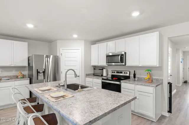 $329,900 | 6425 Slabinski Lane, Panama City, FL 32404