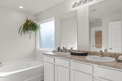 $329,900 | 6425 Slabinski Lane, Panama City, FL 32404