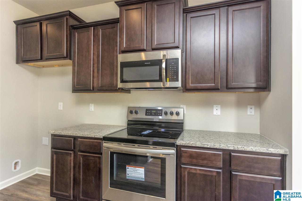 570 Briar Ridge Circle Odenville, AL 35120 - Photo 7 of 20