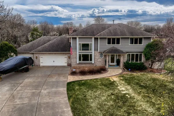 $670,000 | 14007 Yellow Pine Street Northwest, Andover, MN 55304