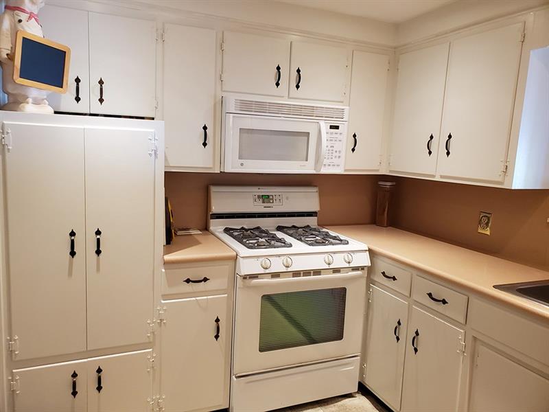934 McKnight Road Indiana, PA 15701 - Photo 8 of 25 Kitchen