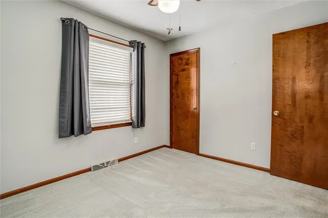 $267,500 | 4005 South Coachman Drive, Independence, MO 64055