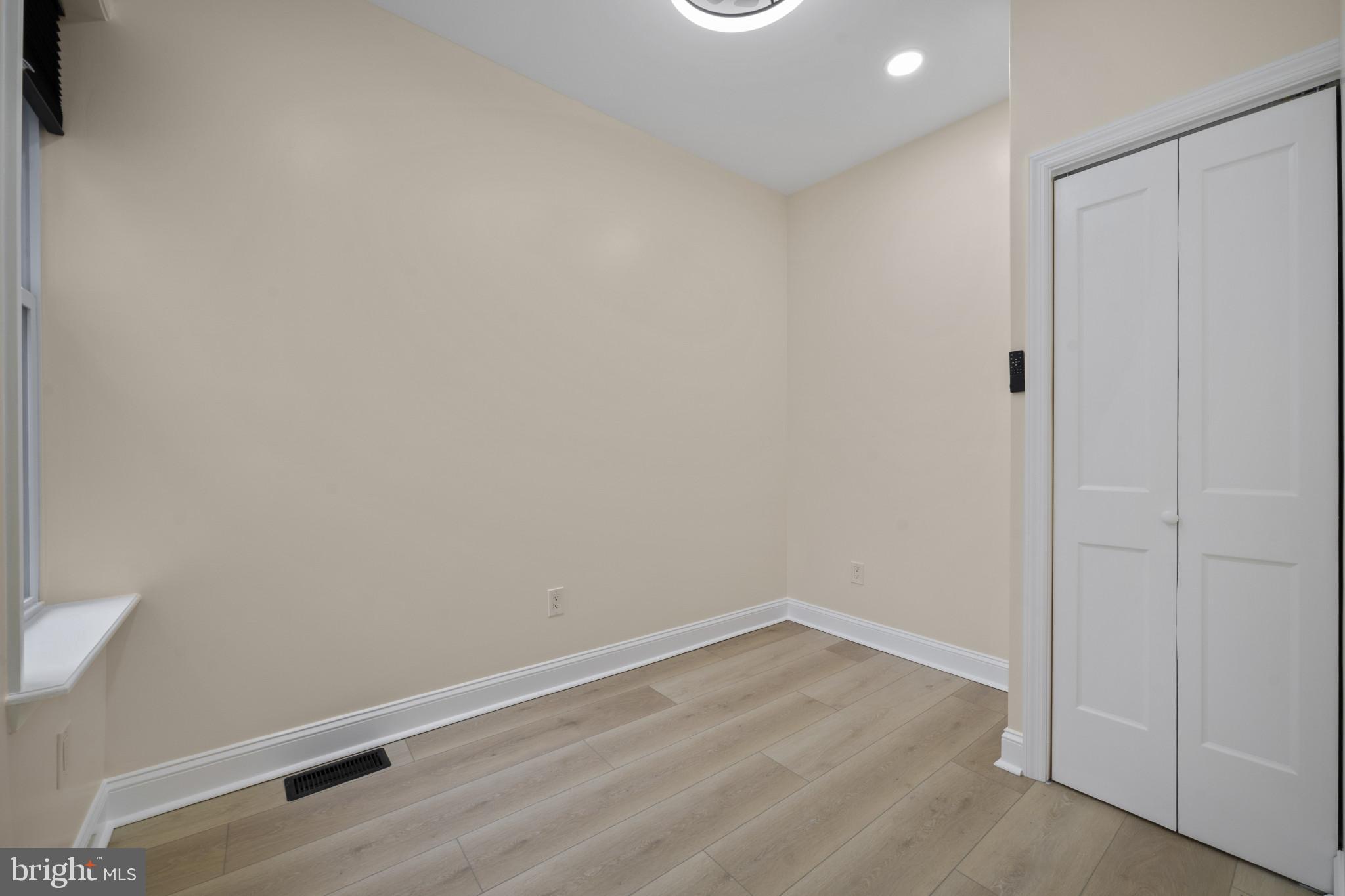 1813 Dudley Street Philadelphia, PA 19145 - Photo 9 of 20 2nd Bedroom