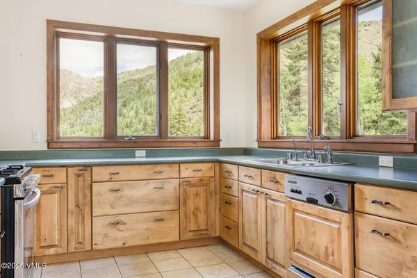 $2,995,000 | 1153 Squaw Creek Road, Edwards, CO 81632