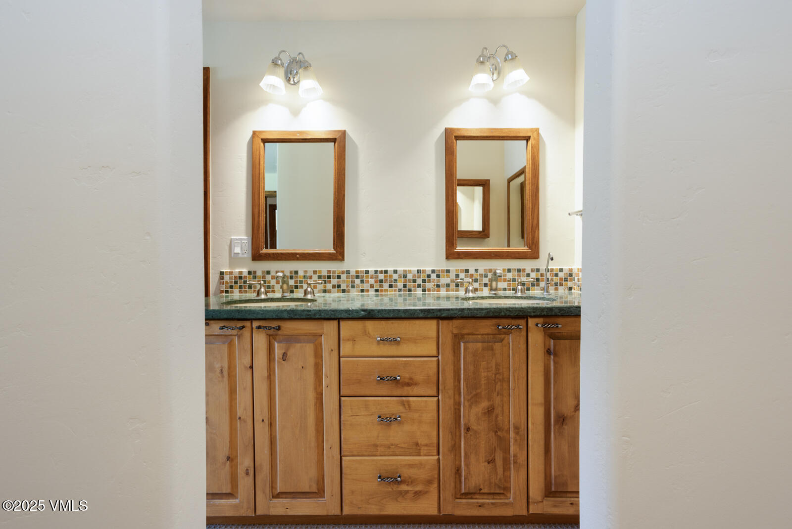 1153 Squaw Creek Road Edwards, CO 81632 - Photo 27 of 38 1157 Squaw Creek Rd MLS-34