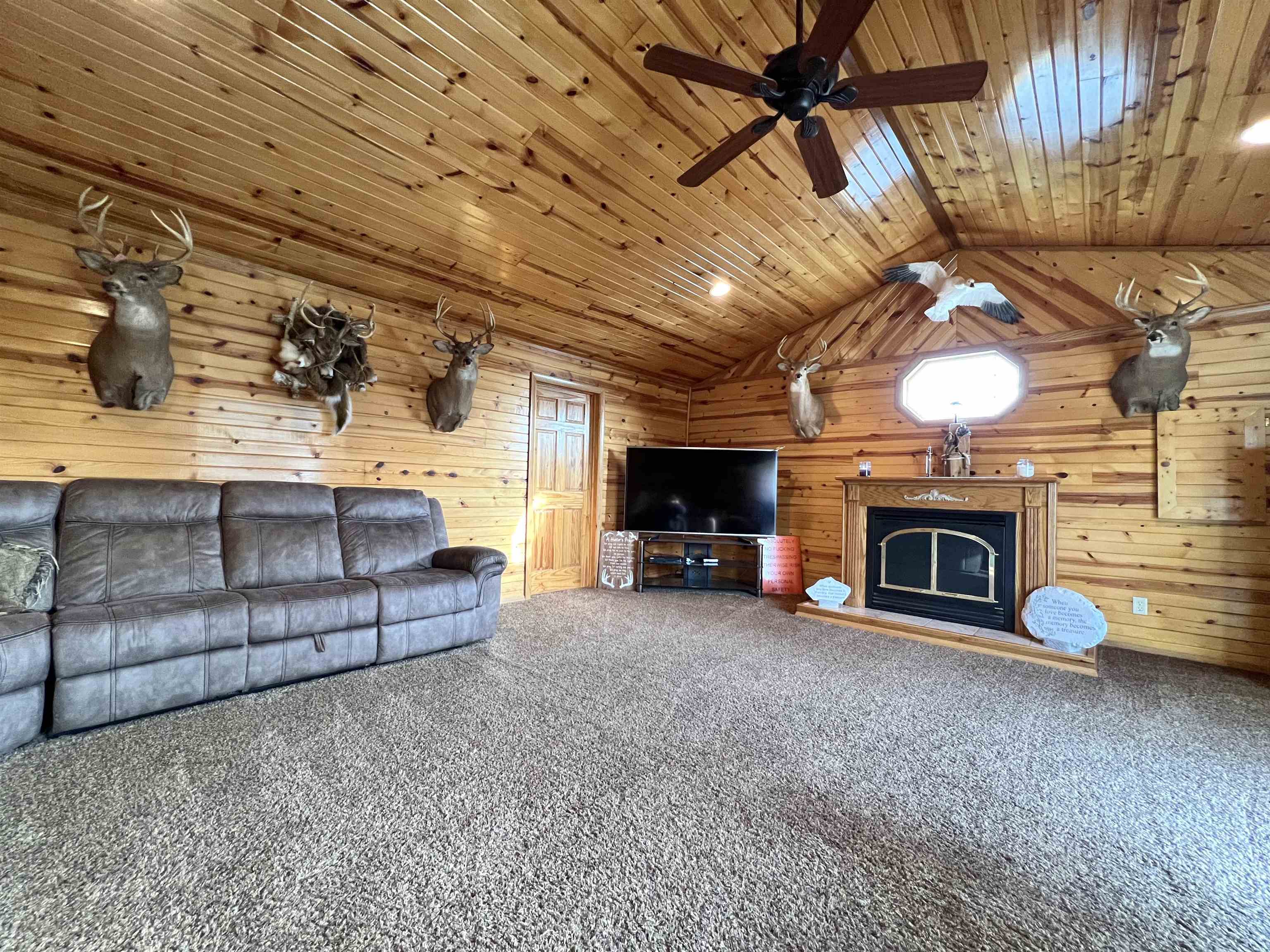 4520 West Hibbard Road Owosso, MI 48867 - Photo 4 of 55