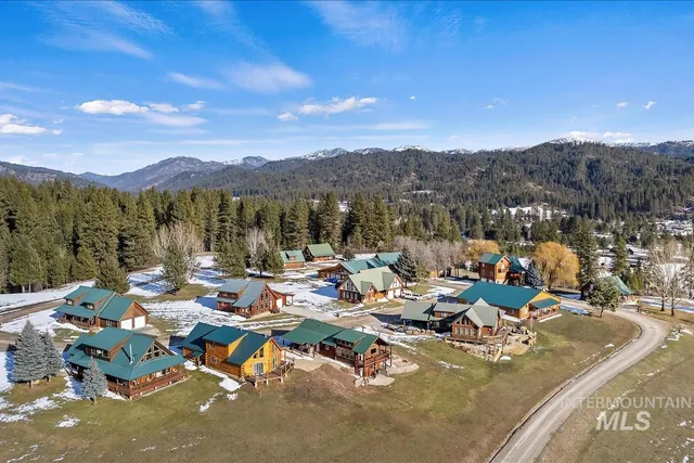$590,000 | 7 Terrace Drive, Garden Valley, ID 83622
