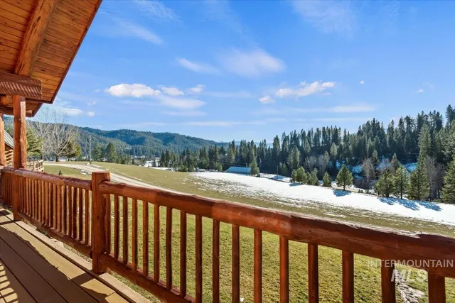 $590,000 | 7 Terrace Drive, Garden Valley, ID 83622